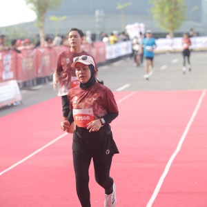 Race photo from KEDIRI HALF MARATHON 2026