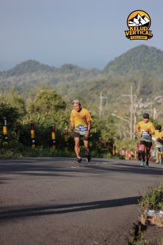Race photo from Kelud Vertical Challenge 2024