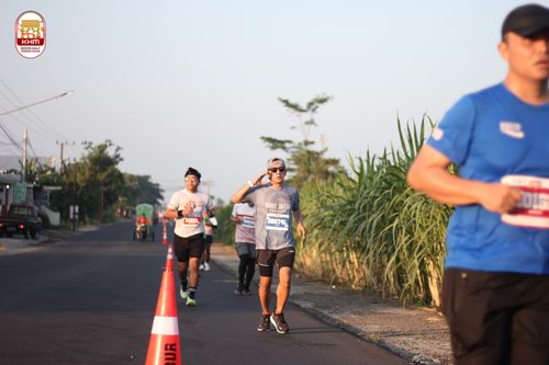 Race photo from Kediri Half Marathon 2024