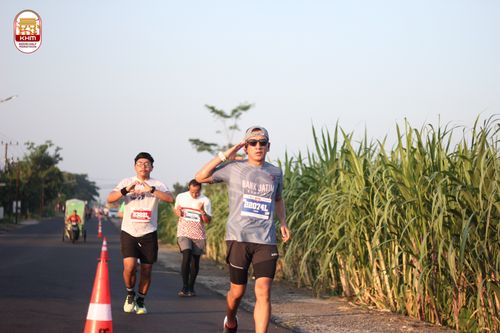 Race photo from Kediri Half Marathon 2024