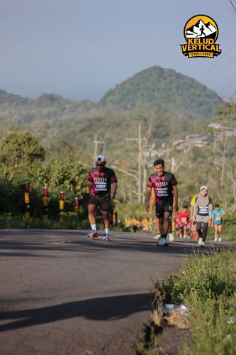 Race photo from Kelud Vertical Challenge 2024