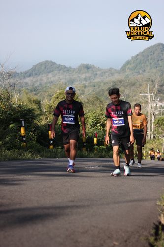 Race photo from Kelud Vertical Challenge 2024