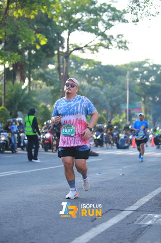 Race photo from Isoplus Run 2024 Surabaya