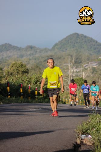 Race photo from Kelud Vertical Challenge 2024