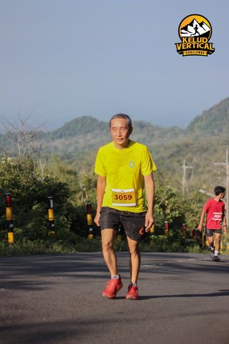 Race photo from Kelud Vertical Challenge 2024