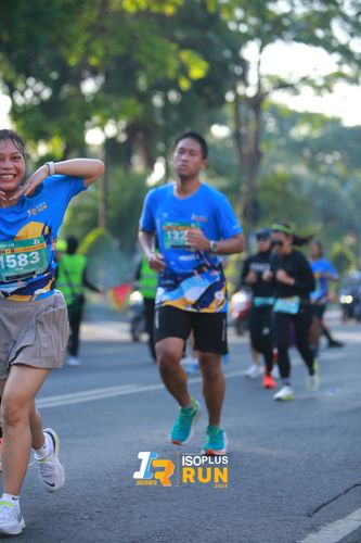 Race photo from Isoplus Run 2024 Surabaya