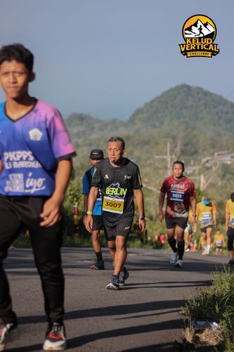 Race photo from Kelud Vertical Challenge 2024