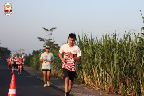 Race photo from Kediri Half Marathon 2024