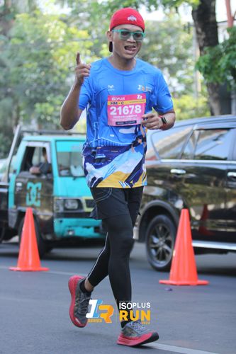 Race photo from Isoplus Run 2024 Surabaya