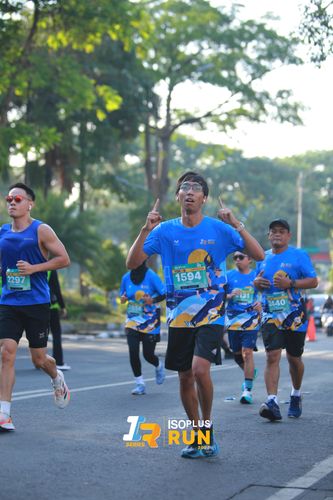 Race photo from Isoplus Run 2024 Surabaya