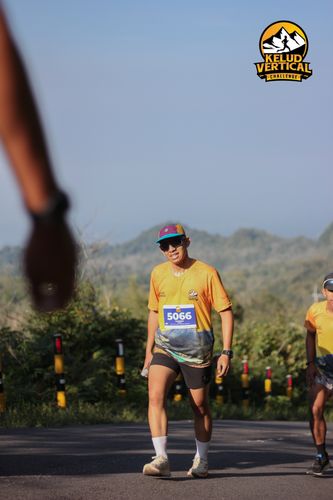 Race photo from Kelud Vertical Challenge 2024