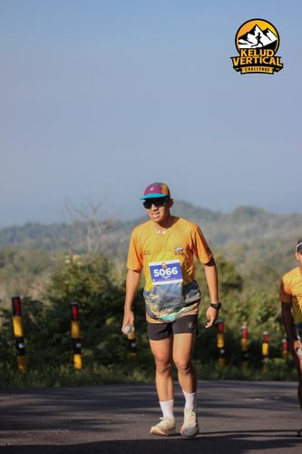 Race photo from Kelud Vertical Challenge 2024