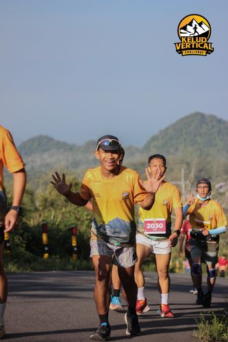 Race photo from Kelud Vertical Challenge 2024