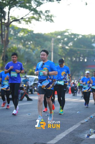 Race photo from Isoplus Run 2024 Surabaya
