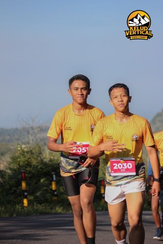 Race photo from Kelud Vertical Challenge 2024