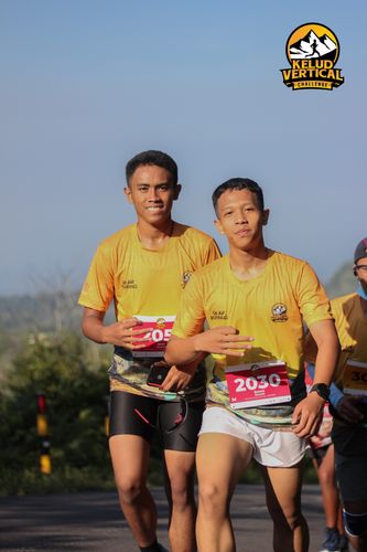 Race photo from Kelud Vertical Challenge 2024