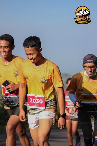 Race photo from Kelud Vertical Challenge 2024