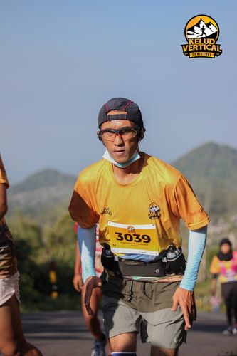 Race photo from Kelud Vertical Challenge 2024
