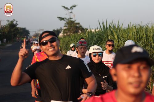 Race photo from Kediri Half Marathon 2024