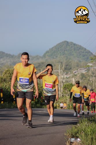 Race photo from Kelud Vertical Challenge 2024
