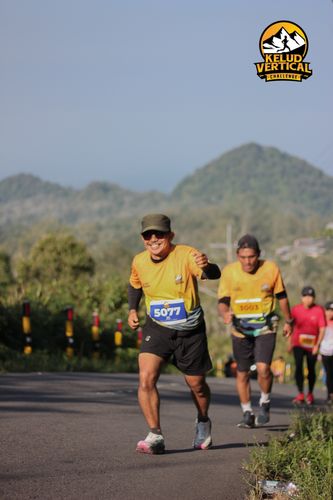Race photo from Kelud Vertical Challenge 2024