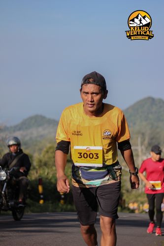 Race photo from Kelud Vertical Challenge 2024