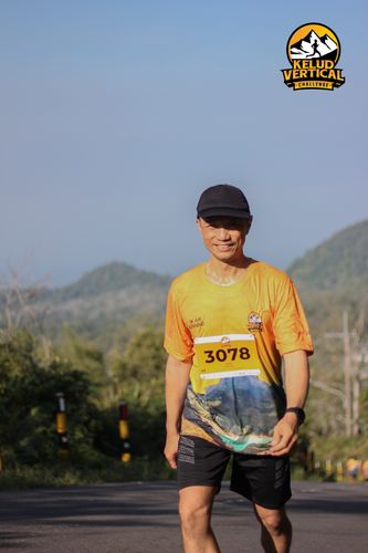 Race photo from Kelud Vertical Challenge 2024