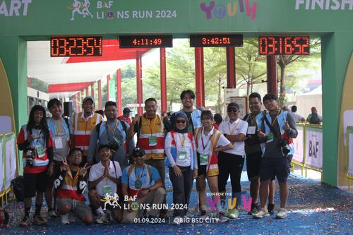 Race photo from BAF LIONS RUN 2024