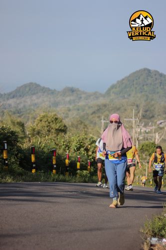 Race photo from Kelud Vertical Challenge 2024