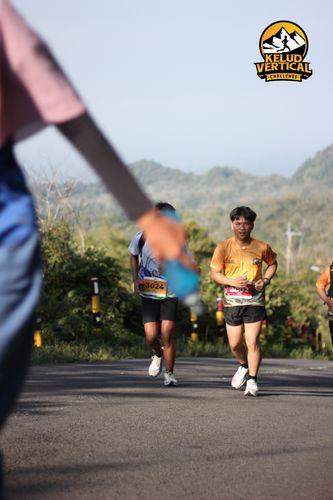 Race photo from Kelud Vertical Challenge 2024