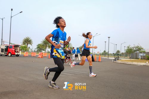 Race photo from ISOPlus Run 2024 Jakarta