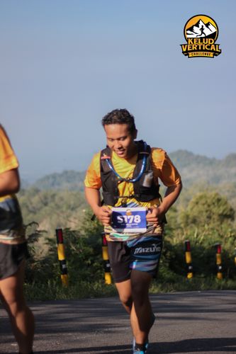 Race photo from Kelud Vertical Challenge 2024