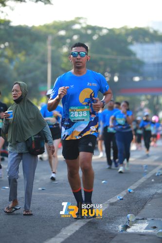 Race photo from Isoplus Run 2024 Surabaya