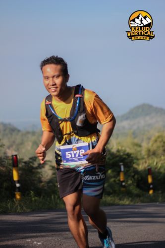 Race photo from Kelud Vertical Challenge 2024