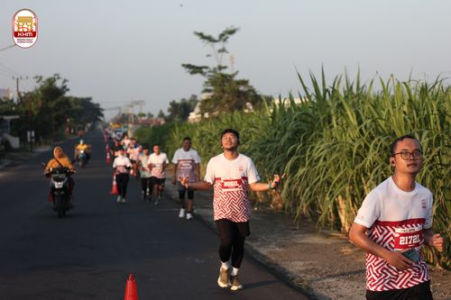 Race photo from Kediri Half Marathon 2024