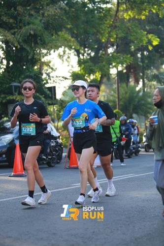 Race photo from Isoplus Run 2024 Surabaya