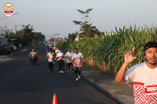 Race photo from Kediri Half Marathon 2024