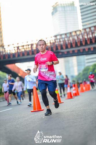 Race photo from Smartfren Run 2025 
