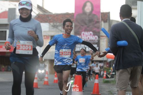 Race photo from Jabar Run 10K 2024