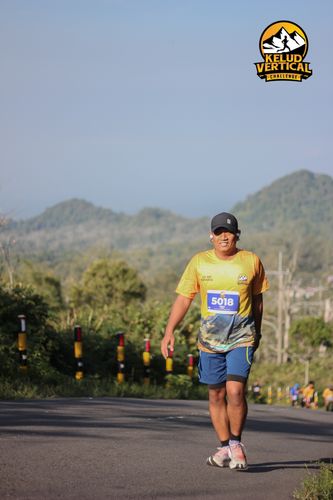 Race photo from Kelud Vertical Challenge 2024