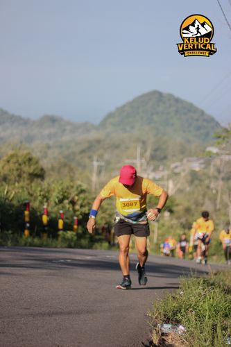 Race photo from Kelud Vertical Challenge 2024
