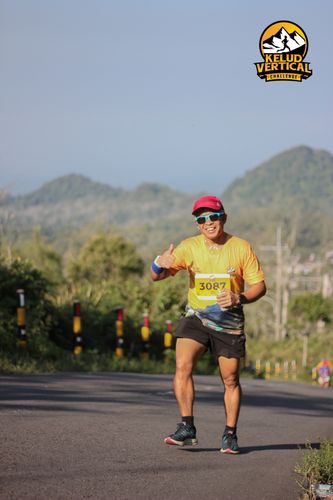Race photo from Kelud Vertical Challenge 2024