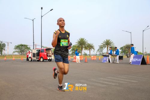Race photo from ISOPlus Run 2024 Jakarta