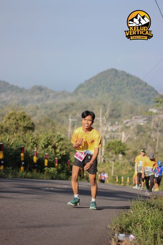 Race photo from Kelud Vertical Challenge 2024