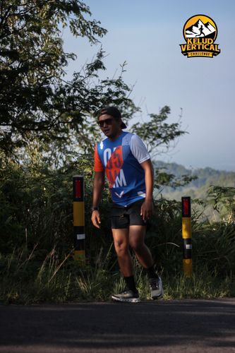 Race photo from Kelud Vertical Challenge 2024