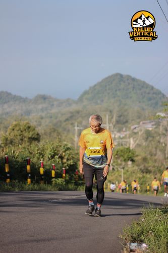 Race photo from Kelud Vertical Challenge 2024