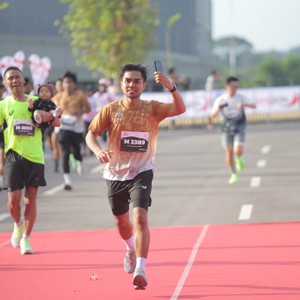 Race photo from KEDIRI HALF MARATHON 2026