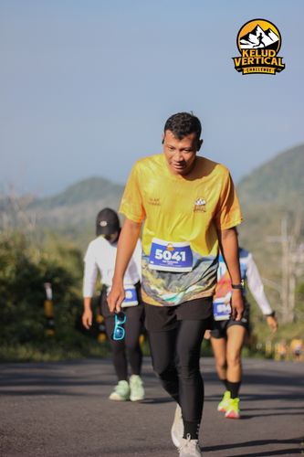 Race photo from Kelud Vertical Challenge 2024