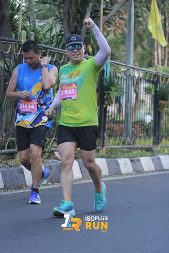 Race photo from Isoplus Run 2024 Surabaya