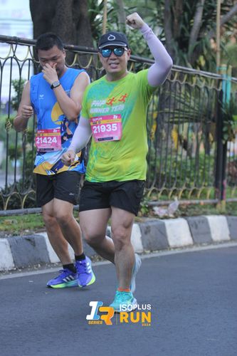 Race photo from Isoplus Run 2024 Surabaya